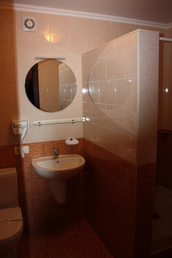 Hotel Gostynnyi Dvir Bucha Rom bilde